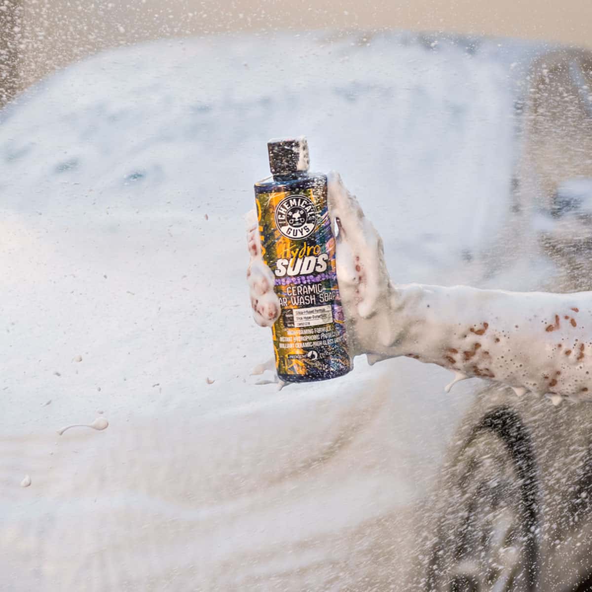Chemical Guys Hydrosuds Ceramic Car Wash Soap: Extend the life of your ceramic paint protection: cover your car in hydrosuds